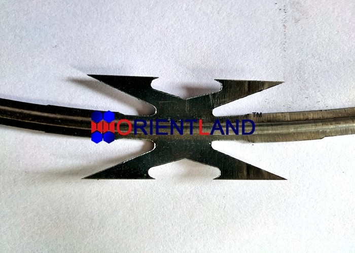 CBT-60 Galvanized Concertina Barbed Tape Razor Wire Hight Tensile