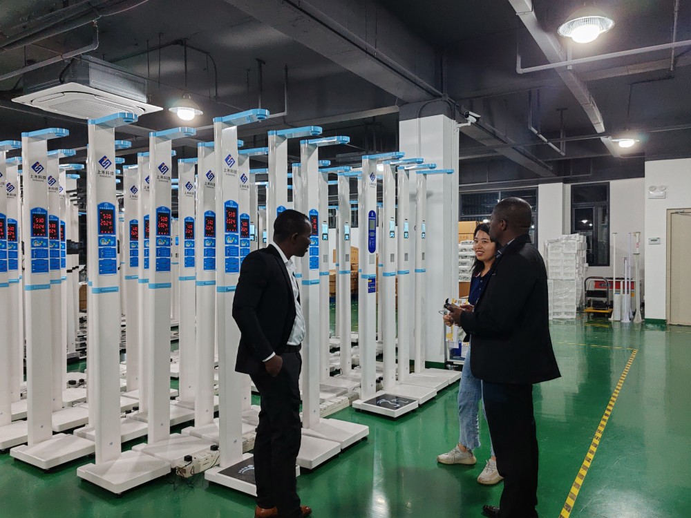 Weight and Height Measurement Scale for Human
