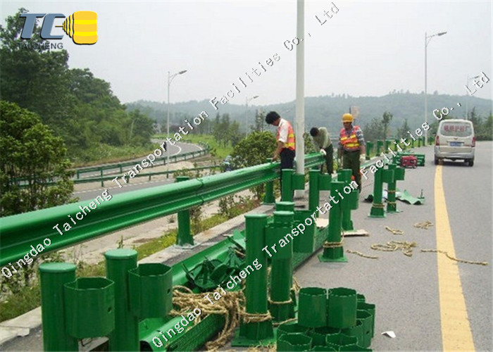 W-shaped Guardrail Highway Anti-collision Guardrail Hot-dip Galvanized Guardrail
