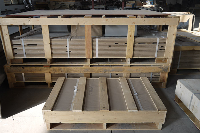 Resist moisture chemistry lab countertops with repairable Epoxy Resin