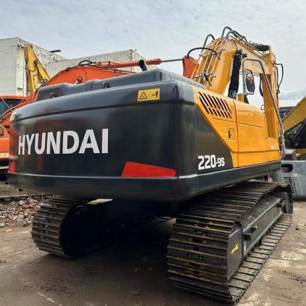 Cheap Hyundai R220-9 Second Hand Hyundai Excavators High Efficiency for sale