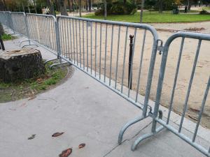 Quality Interlocking Metal Crowd Barriers 1.1m Height wholesale