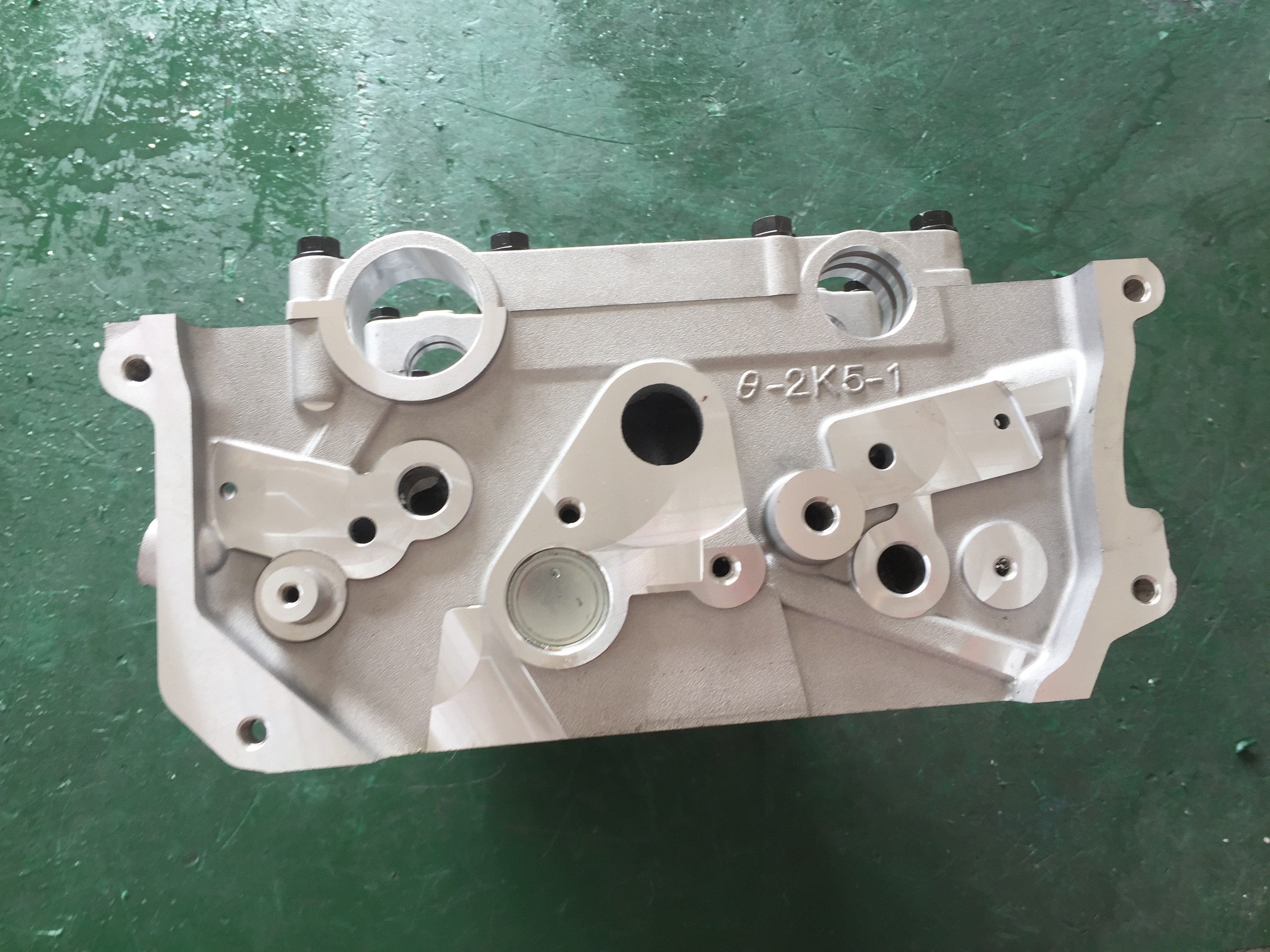 HYUNDAI G4KD G4KE 2.0L 2.4L CYLINDER HEAD/22100-2G051
