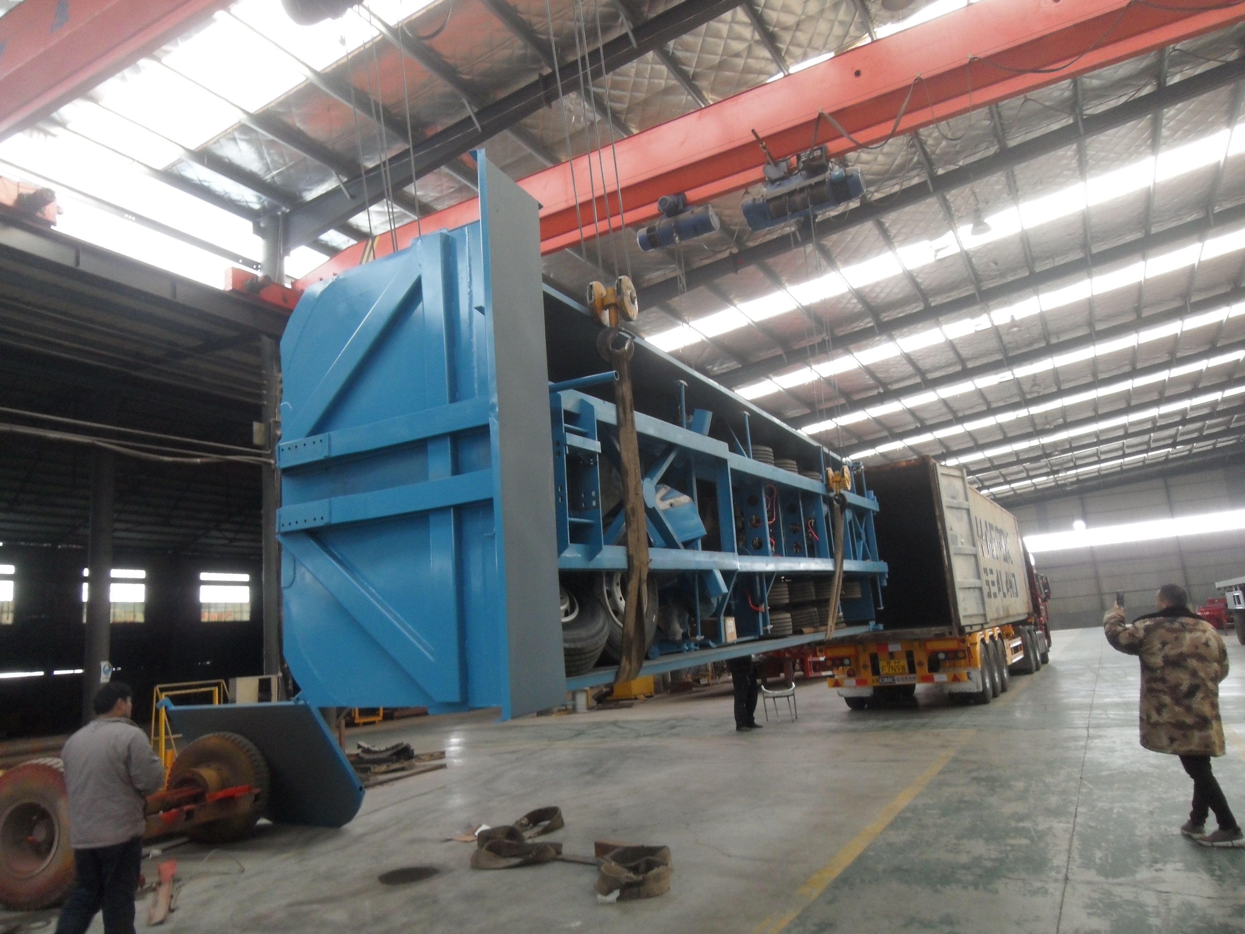 Truck Trailer 40 Cubic Meter Dump Tipper Semi Trailer with JOST or Yahua Landing Gear