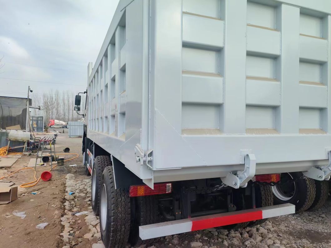 420HP HOWO High Quality Sinotruck 6X4 Heavy Duty with Low Price for Sale