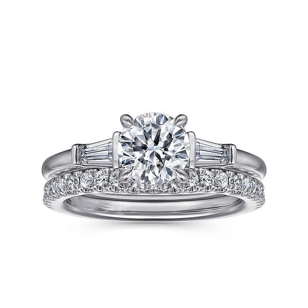 Gemstone Type Lab Diamond Wedding Band VVS Clarity HPHT Round Cut Lab Grown