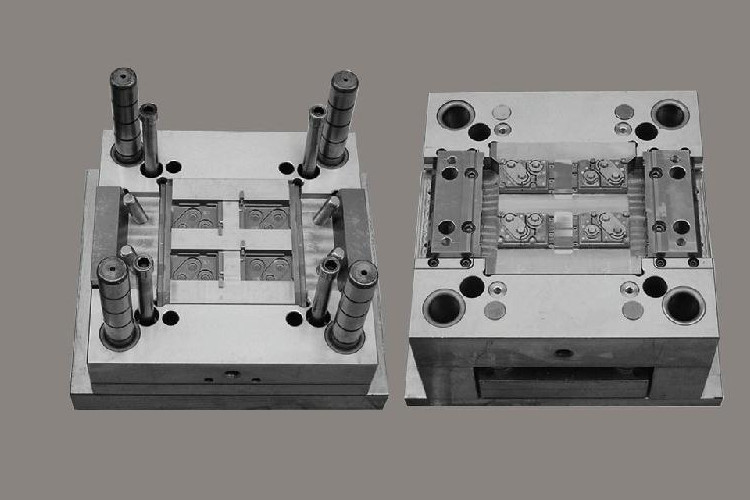 PC PU Precision Injection Molding P20 Plastc Mold Production Injection Molding Services