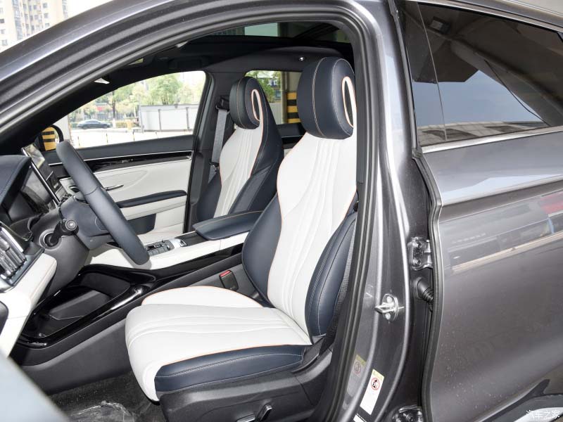 New energy vehicle electric BYD song plus DM-I 110km flagship plus in 2021