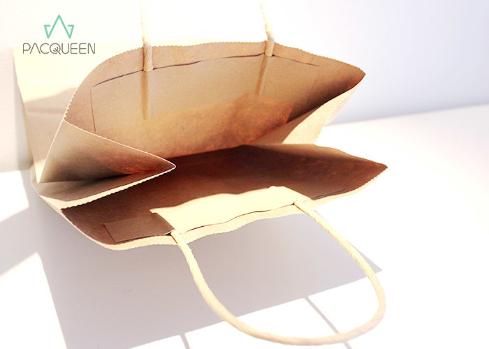 Full Coverage Takeaway Paper Bags Sturdy Handle For Coffee Packaging