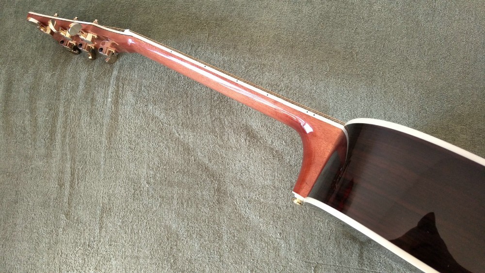 Guitar Factory Customization Acoustic Guitar Vintage Top AAA Sitka Solid Spruce Body Guitar with Fishman pickups