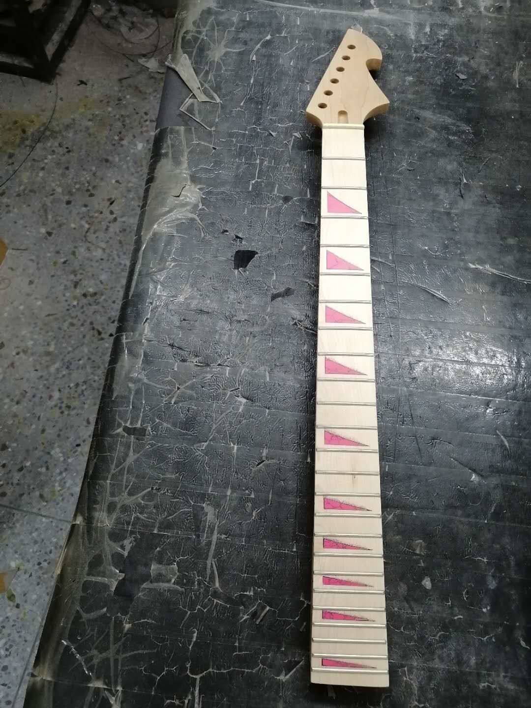 Custom Grand 22 Fret Roasted Maple Electric Guitar Neck for Handmade Tele Guitar Kits Gloss Finished with Bone Nut