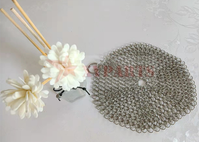 Round Shape Stainless Steel Ring Mesh Chain Mail Scrubber For Kitchen Cleaning