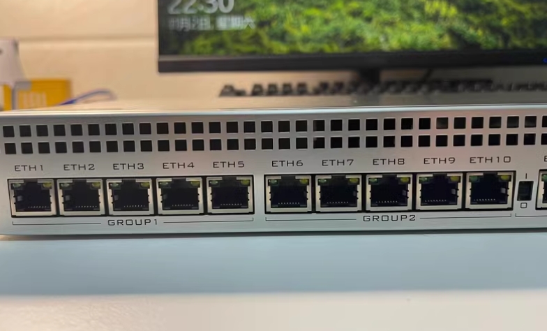 Original RB1100AHx4 13-Port Gigabit Quad-Core Router with USB Data Functions and Wi-Fi Support 1200 Mbps Transmission Rate