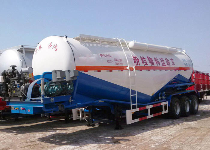 Powder Material Tank 55-65CBM Weichai Engine Tractor Semi Trailer SINOTRUK HOWO