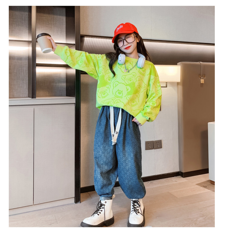 Fluorescent Green Bear Print Fashion Childrens Clothes Girls Cartoon Two Piece Set Korean Edition