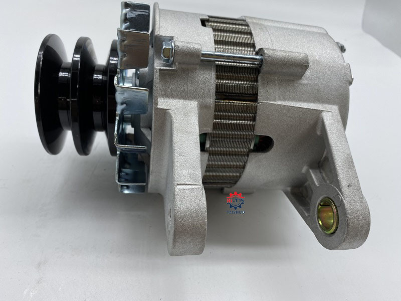 EX200-1 6BD1 Generator Excavator Engine Parts 1-81200365-0 1812003650 24V 30A Alternator