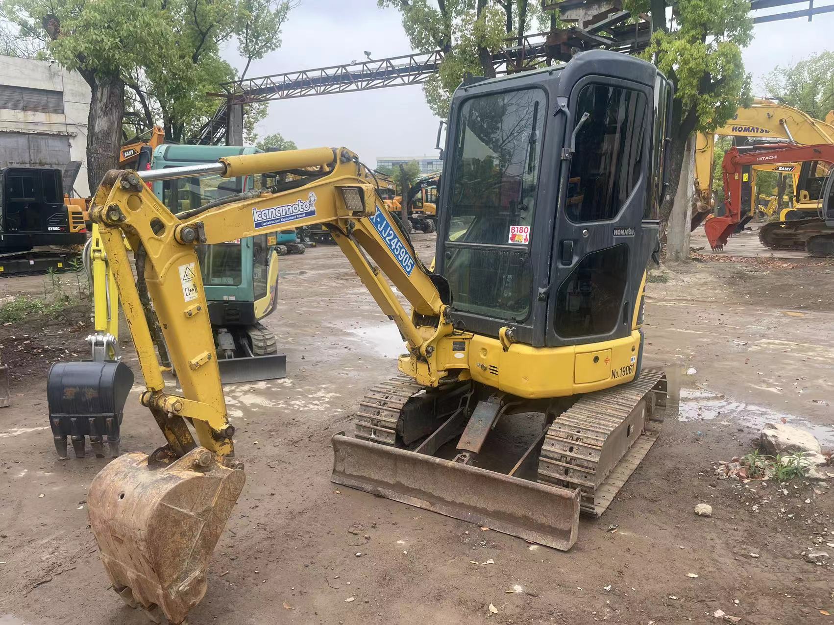 low price in stock excav crawler Komatsu PC20 with cab excavator second handJapan Used Komatsu hydraulic crawler excavator used
