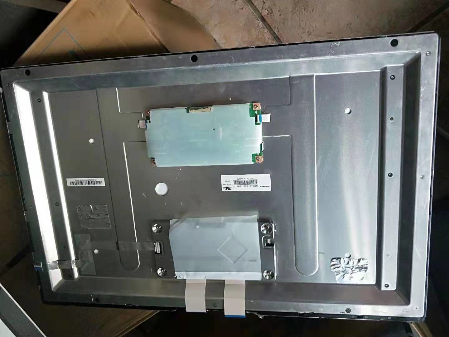 Innolux 26" Industrial Touch Screen Monitor 1920*1200 Pixels 350CD/M2 30 Pin G260JJE-L07