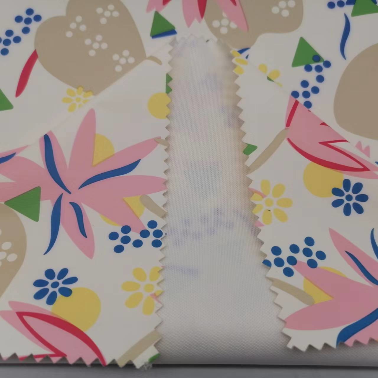 Printed 100 Polyester Jacket Fabric TPU Coated Waterproof Windproof