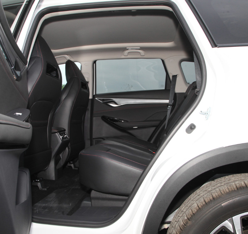 Changan Gasoline CS75 PLUS 2022 2.0T Automatic Flagship Version 7 seats SUV