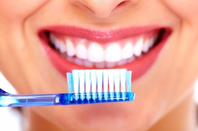 60 Days Availability Tooth Cleaning Toothbrushes for Advanced Oral Care