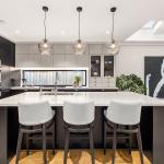 European Style Kitchen Cabinet with Glass Door and Fireproof Wall Shelf Liner