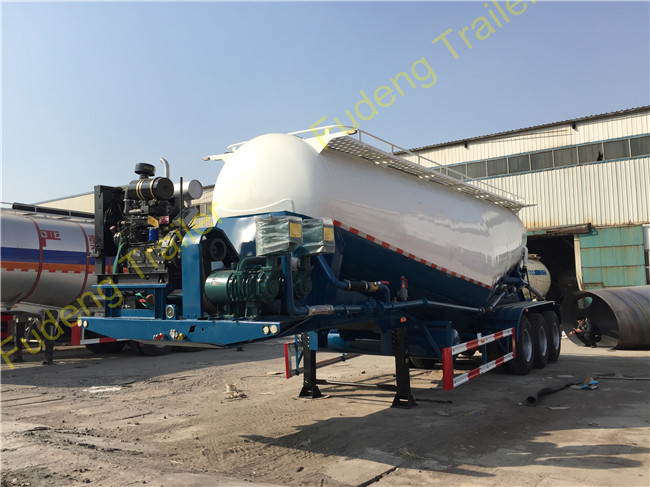 High Strength Steel Bulk Cement Tanker Trailer , 30 Tons Cement Tank Semi Trailer