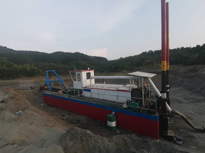 80 Cbm/H 8 Inch Samll Sand Mining Dredge With WN200 Sand Pump For River Dredging