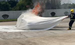 Quality EV Insulation High Silica Blanket , 8*8m Fiberglass Fire Blanket wholesale