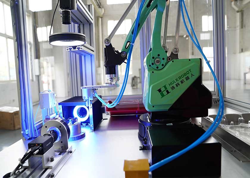 4 Dof Automated Cosmetics Handling And Loading Industrial Robot
