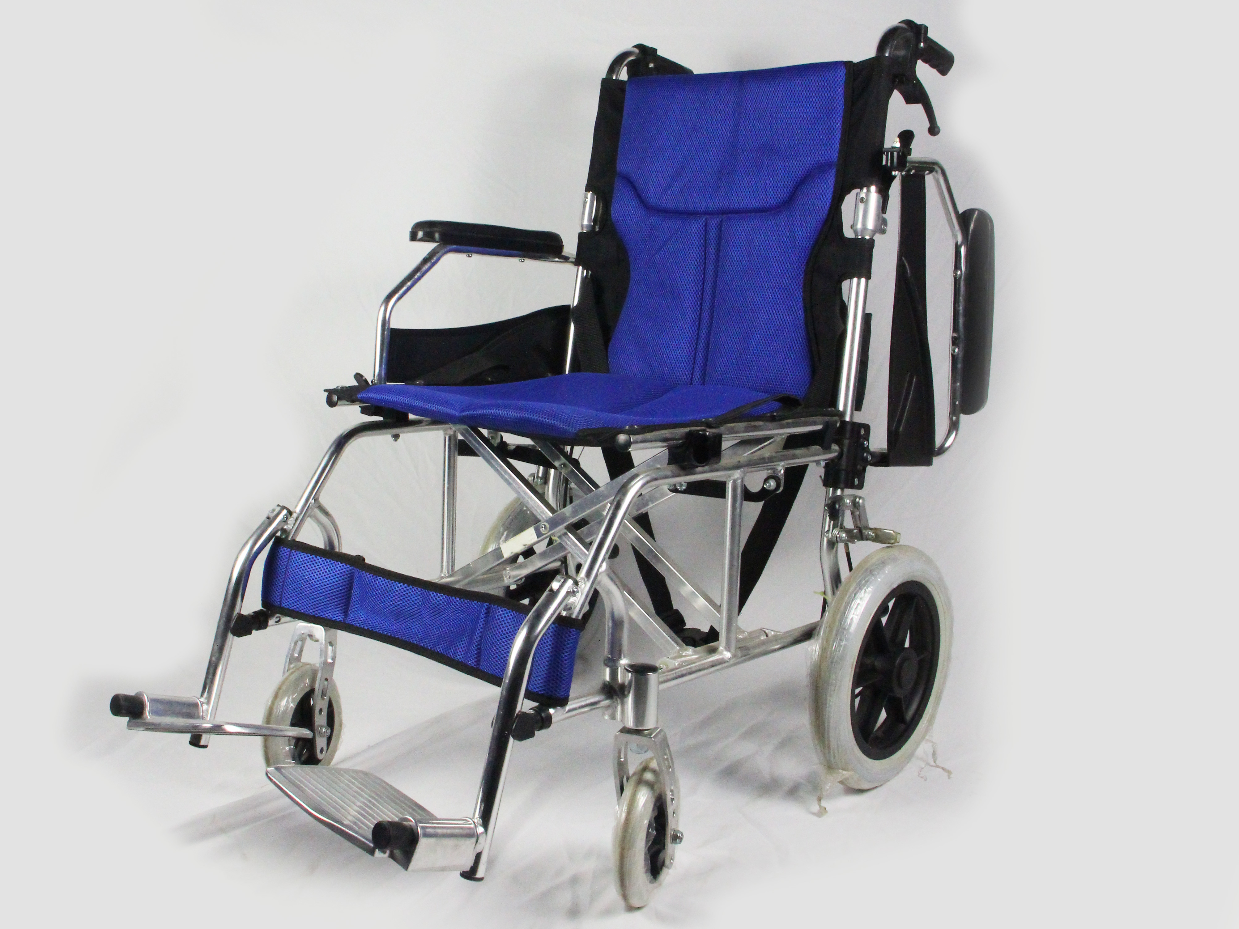 Lightweight Aluminum Manual Wheelchair 863L Customizable Cushion Color