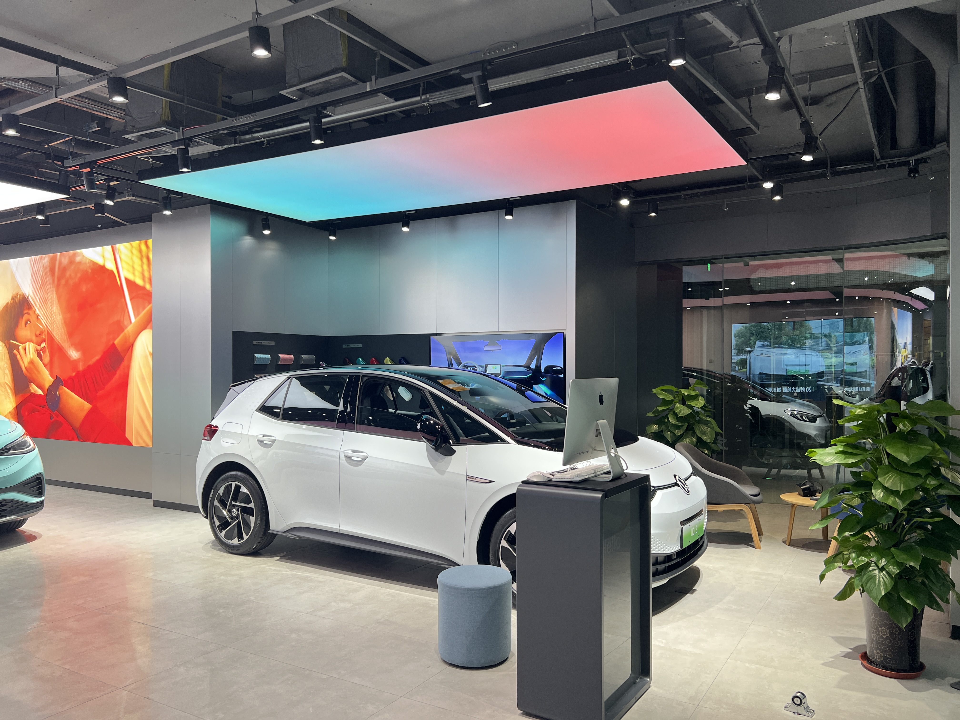 2024 Energy Vehicles SUV VOYAH FREE 5seats And 4 Electric Vehicles Car With Fast Charge Time 0.75h Total Motor Power 510KW