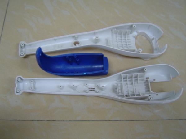 S136 2316 Low Volume Plastic Injection Molding Parts For Electrical Massage