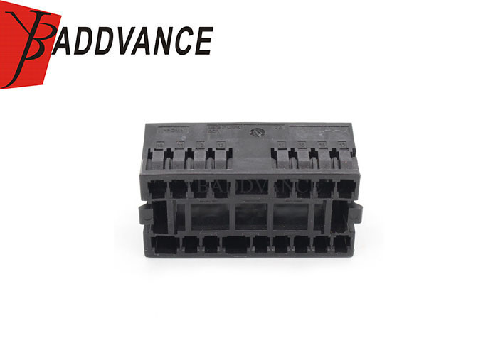 1J0972999 17 Pin Headlight Socket Automotive Light Lamp Plug For VW Car