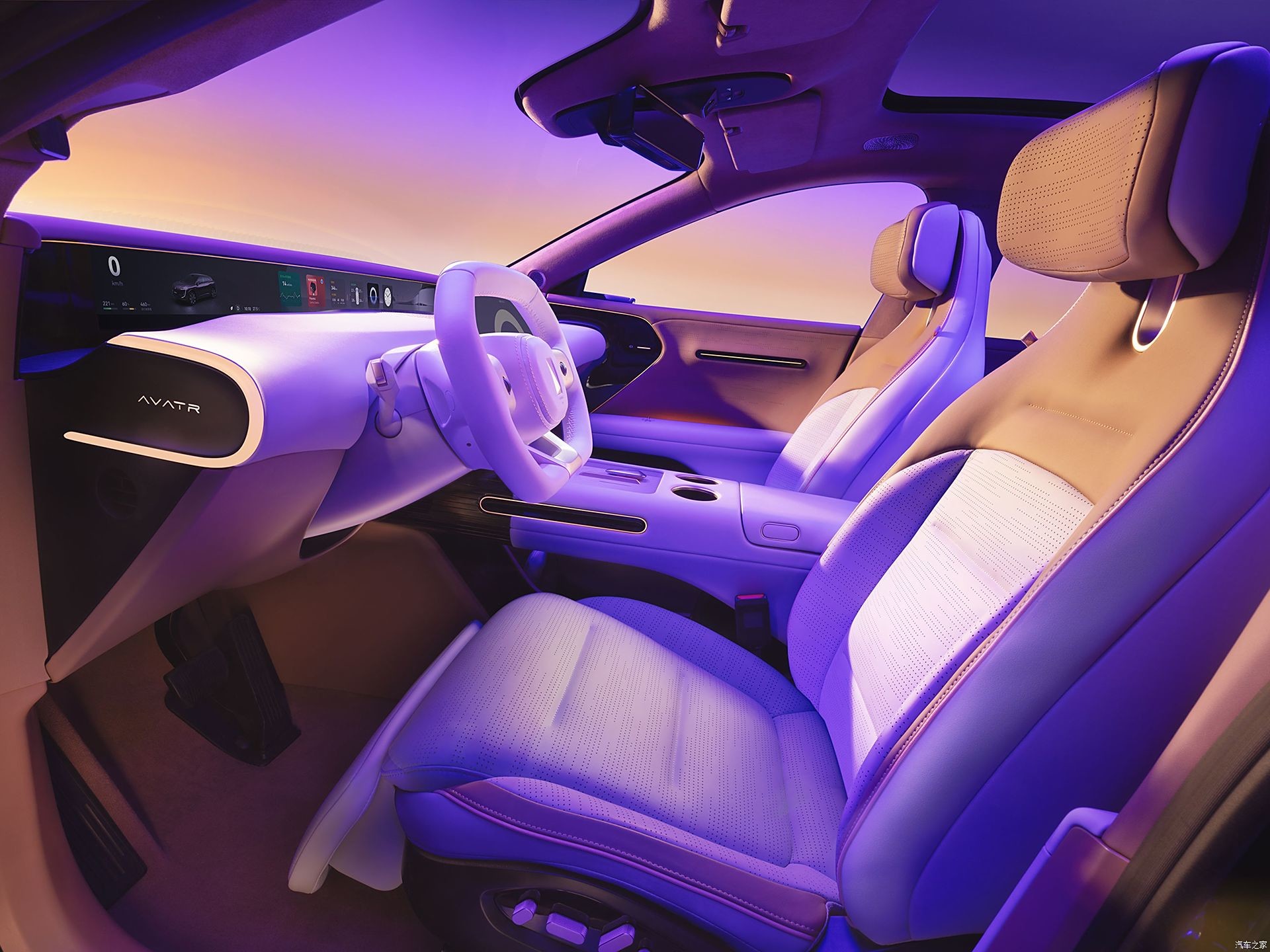 Changan Avatr 07 is a new high-end brand jointly created by CATL, Huawei, and Chang'an Automobile. It offers both hybrid and all-electric versions,