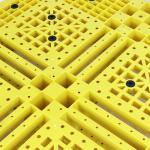 Light HDPE PP Injection Moulded Plastic Pallets 1500x1500mm Yellow
