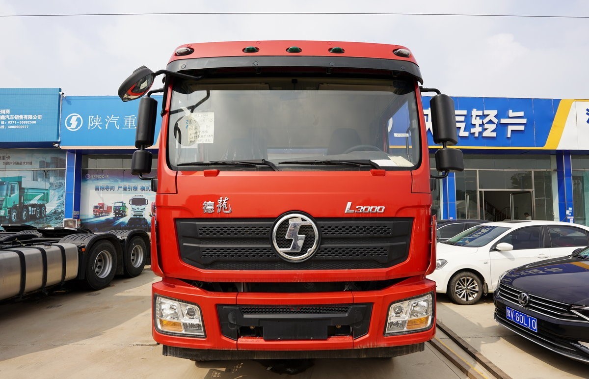 Left Steering Shacman L3000 Dry Van Sidewall Cargo Truck 6 Wheels Lorry Truck