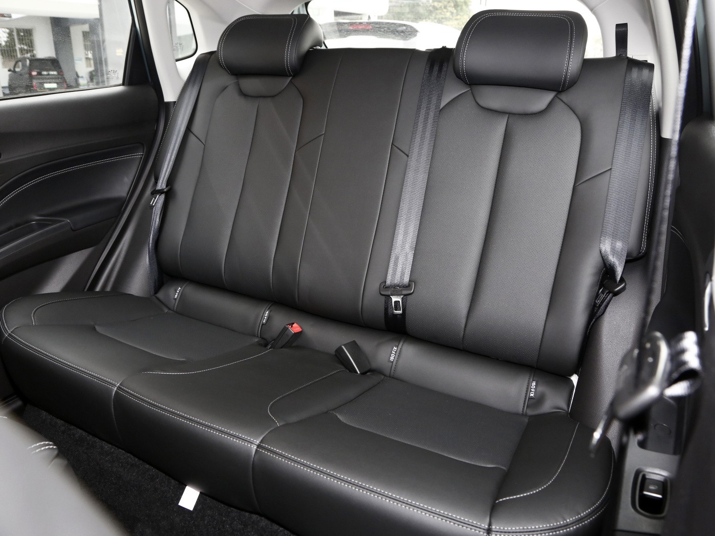 Color optional 2021 2022 Tide 400 Lite New Suv Neta-V Ev Neta V Electric Vehicle Car Pro Nezha V Pro For Adults in Stock