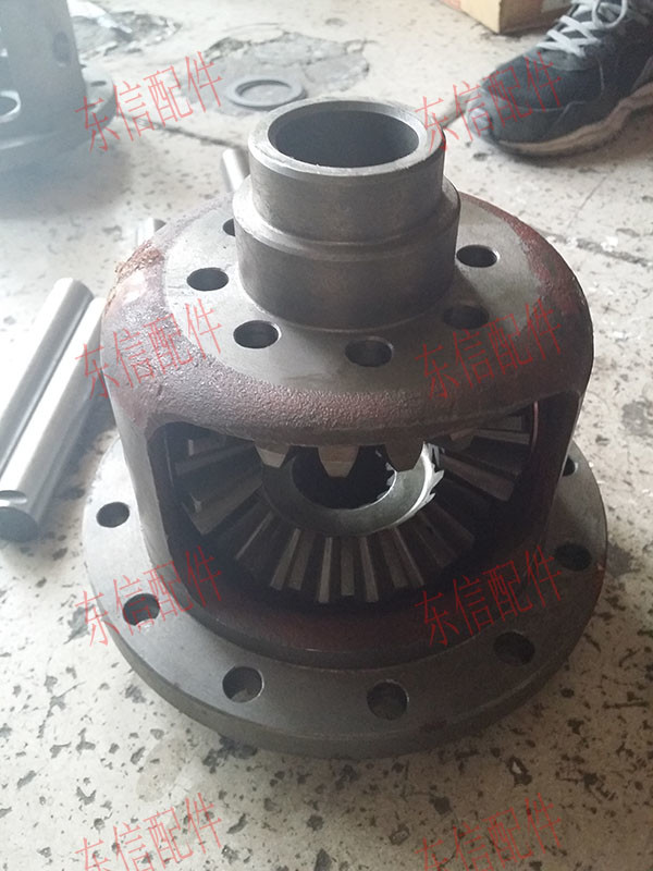 YTO tractor accessories 700~1004 differential assembly
