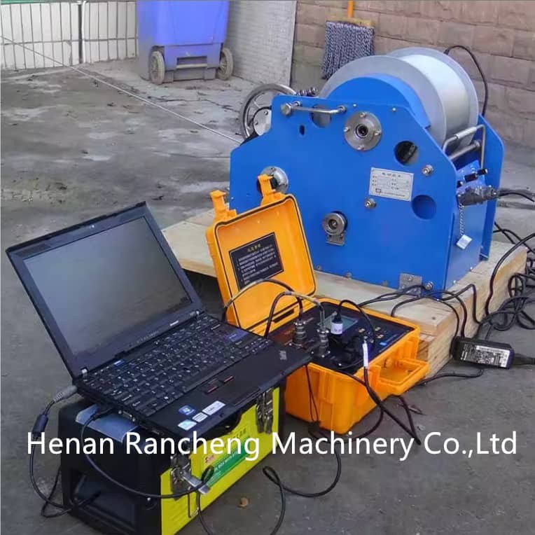 Small High Pressure Probe For Downhole Geophysical Logging And Bed Boundary Analysis