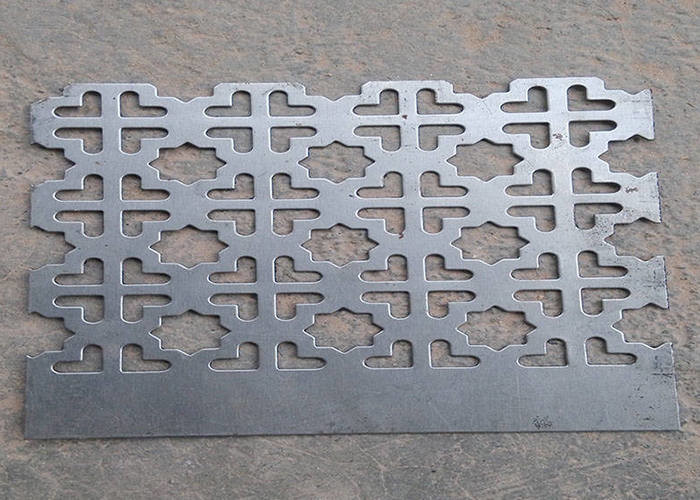 0.7mm 1220mm Wide Stainless Steel Perforated Sheet For Stairs