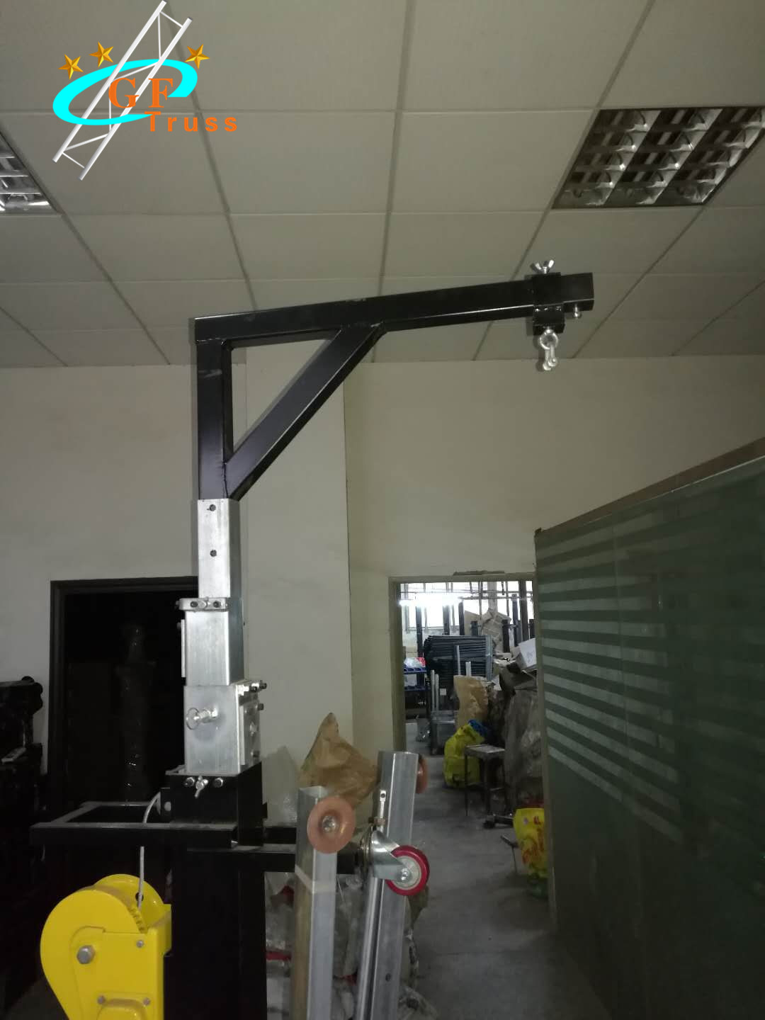 Factory price heavy duty load 300 kg height 6M install truss crank sound stand for event