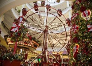 Quality Triple Insurance Ferris Wheel Carnival Ride With FRP And Iron Steel Material wholesale