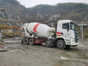 Quality 10m³ White Twin Shaft Concrete Mixer Truck For Industrial wholesale