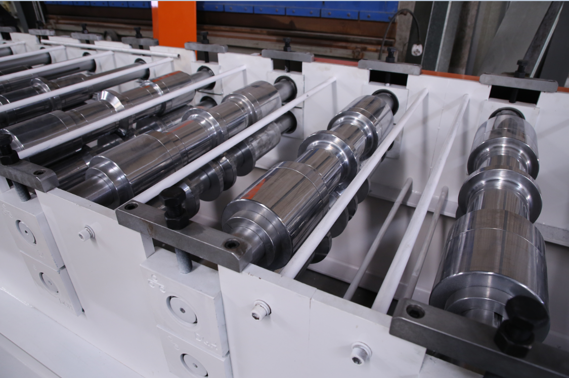 Fast Speed 11 KW 45# Steel Roll Forming Machine High-Frequency Processing