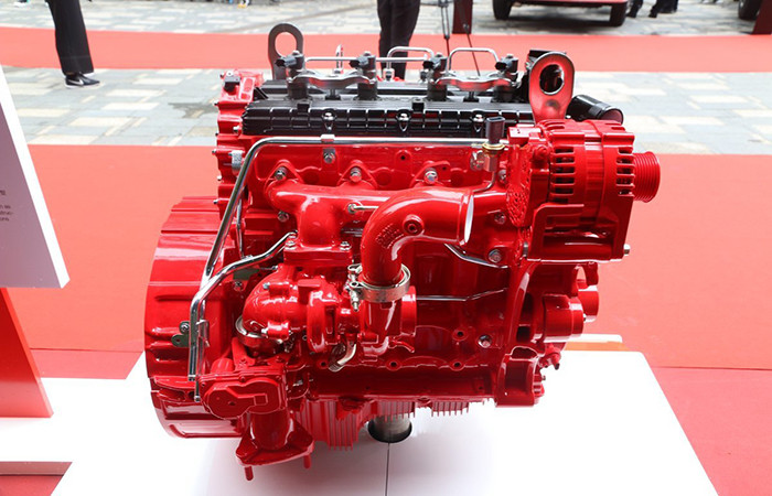 Reliable Bus Spare Parts Yutong Bus ZK6126D Cummins Engine D6.7NS6B260 High Precision