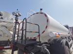 HOWO SINOTRUK Water Tank Truck 300HP With High Pressure Flush Function