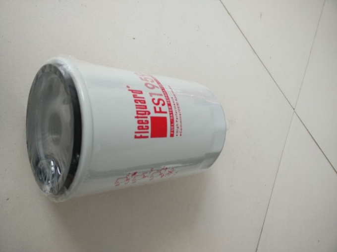 FS19594 Fleetguard Diesel Filter Fuel Water Separator Filter 0