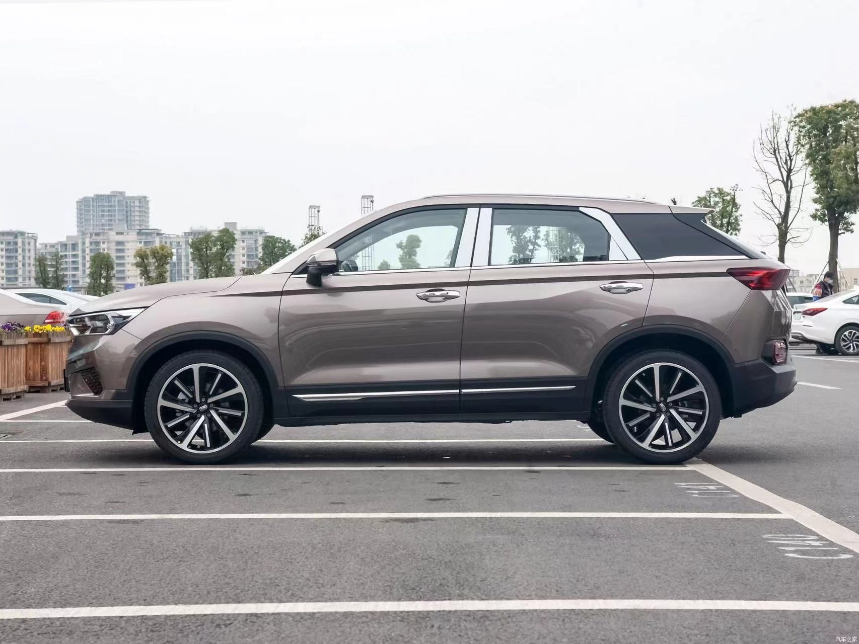 Bestune T77 1.5T Engine Compact Suv With 360 Camera New