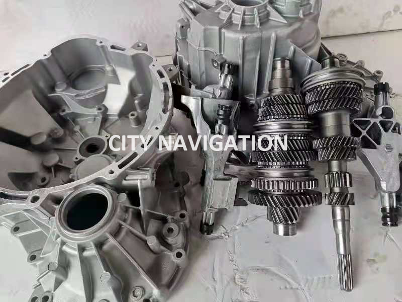 Iveco Truck Manual Transmission Gearbox For Yuejin Car Fitment C100 C300 C500 75*53*48